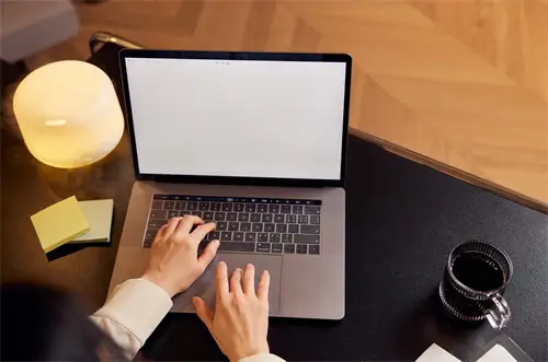 介绍公司历史的英语短文